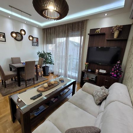 Apartment Iris Белград Экстерьер фото
