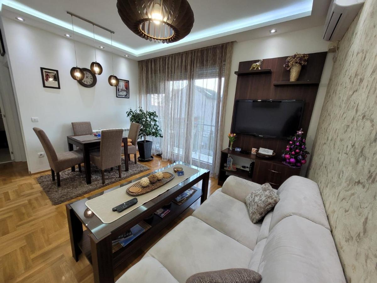 Apartment Iris Белград Экстерьер фото