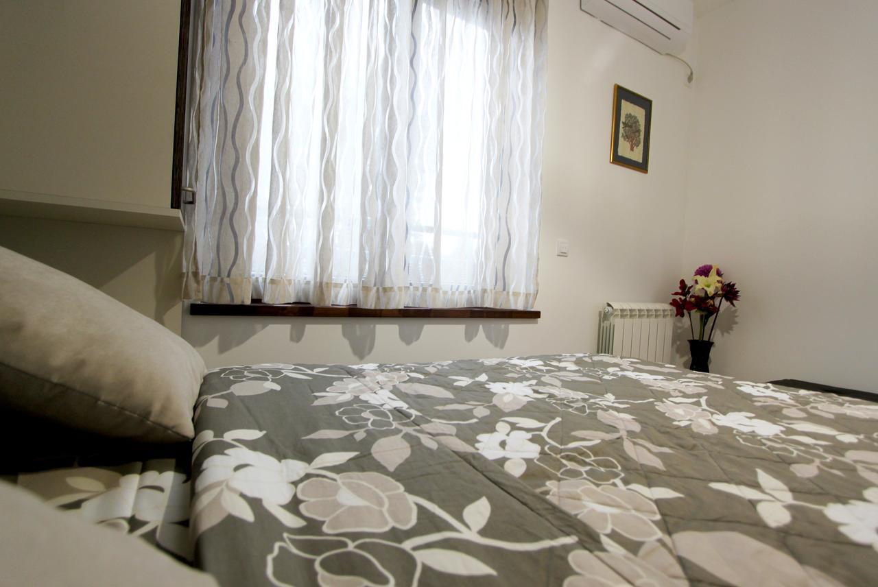 Apartment Iris Белград Экстерьер фото