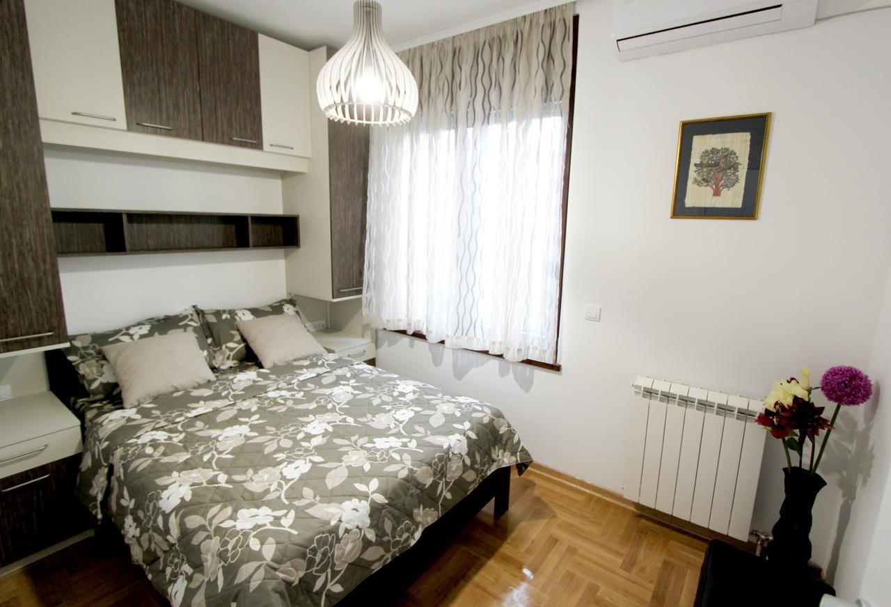 Apartment Iris Белград Экстерьер фото