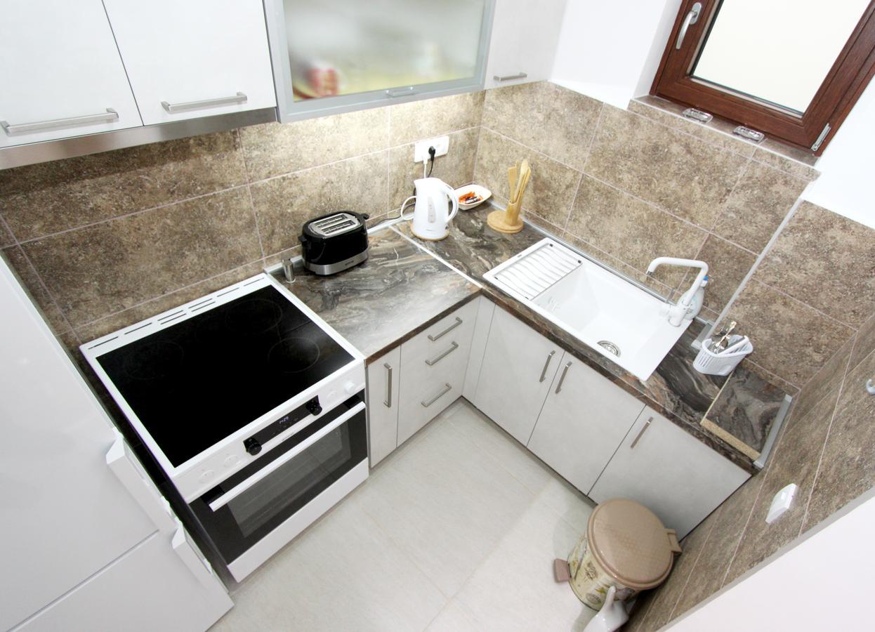 Apartment Iris Белград Экстерьер фото
